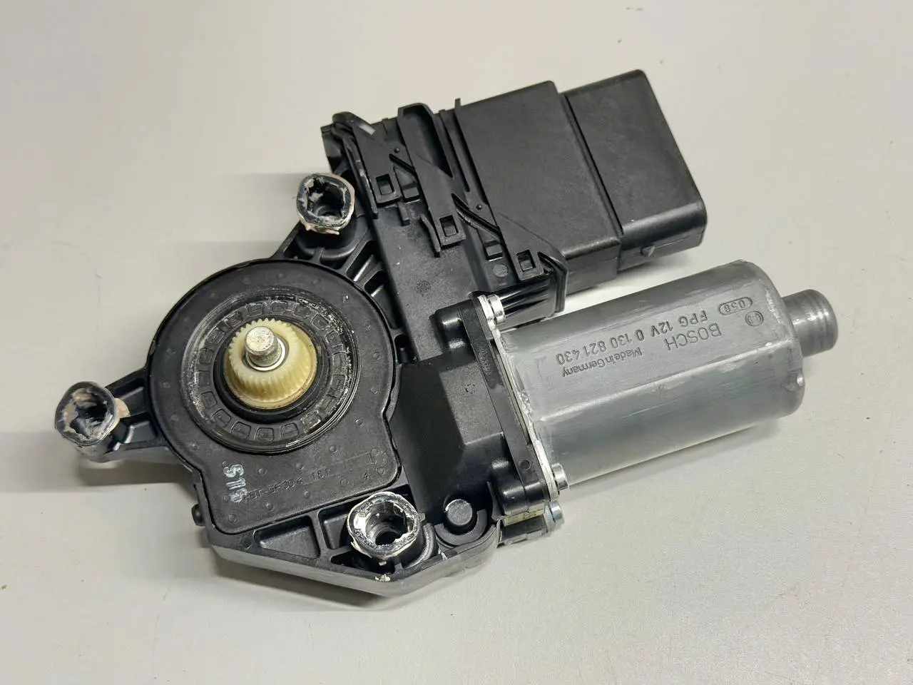 Fensterhebermotor hinten rechts VW Golf Plus 2006 5M1 1,6 5M0839402A