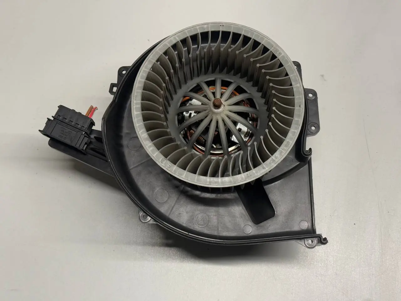 Heizungsgebläse Gebläsemotor für VW Polo 9N1 1,2L 2002 6Q1820015