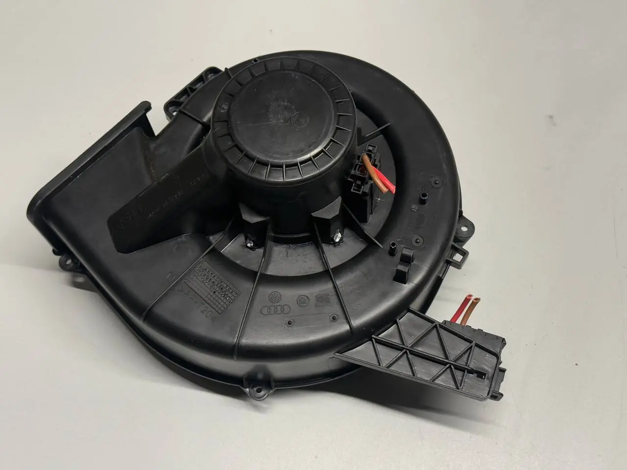 Heizungsgebläse Gebläsemotor für VW Polo 9N1 1,2L 2002 6Q1820015