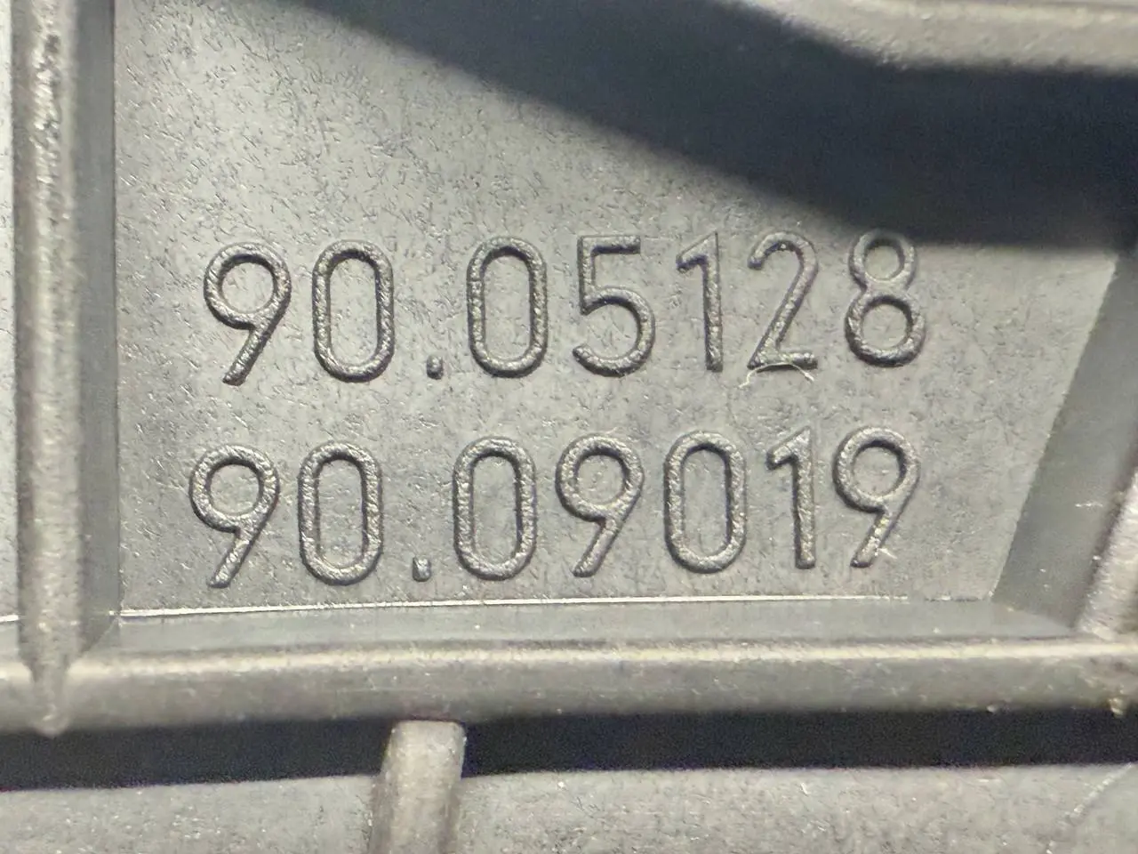 Kühler Wasserkühler PA66-GF30 Ersatzteil Benz Benz W212 E-Klasse 2010 419473241