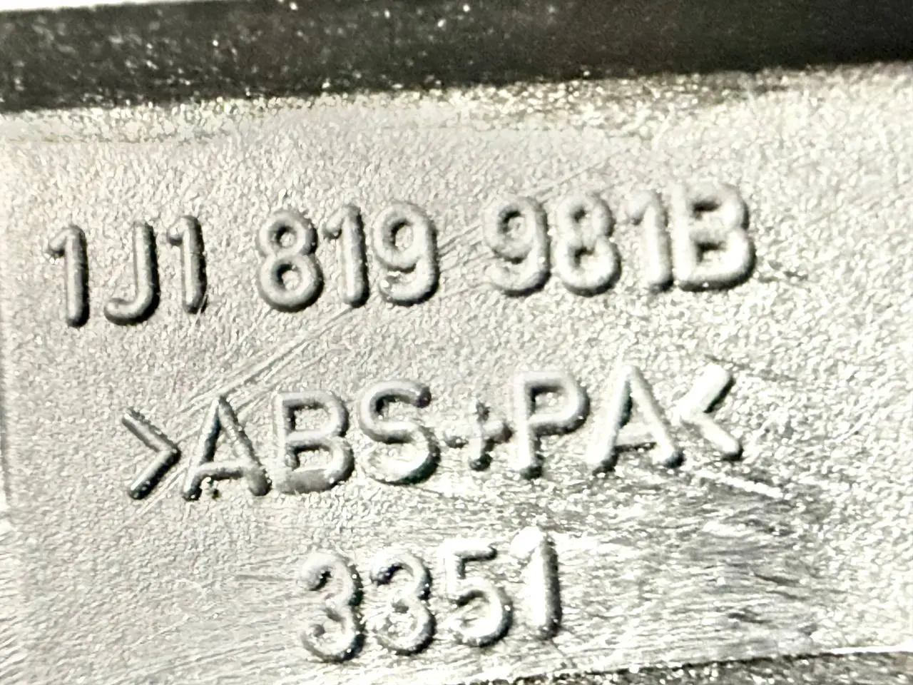 Schalter LWR Leuchtweitenregulierung Polo 9N1 VW Golf 4 1,6 1J1 2000 1J0941333A