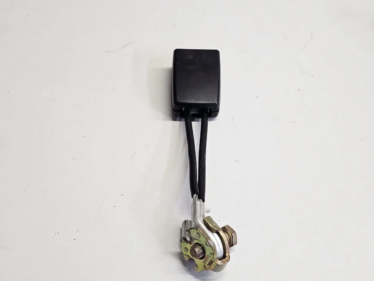 Gurtschloss Hinten Rechts VW New Beetle 1C1 1.4 2004 1C0858494