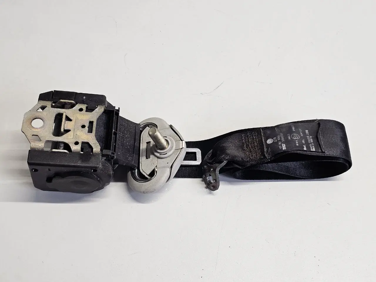 Sicherheitsgurt hinten links VW New Beetle 1C1 1.4 2004 1C0857805