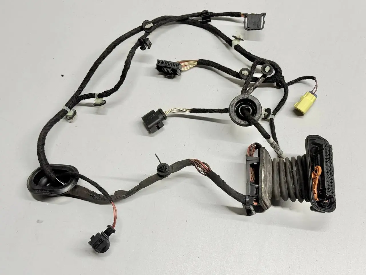 Tuer Leitungssatz Kabelbaum vorne rechts VW Passat 3C Kombi 2008 3C1971121CB