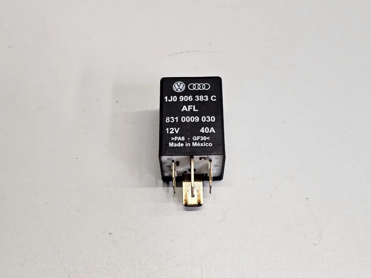 Kraftstoffpumpenrelais Steuergerät VW New Beetle 1C1 1.4 2004 1J0906383