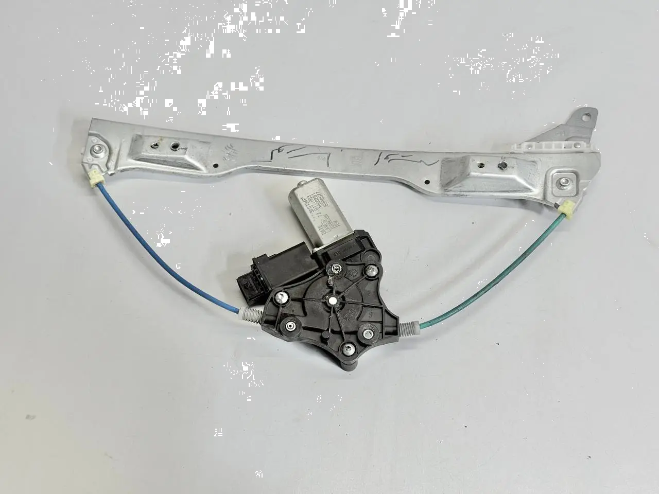 Elektrischer Fensterhebermotor vorne rechts Opel Corsa D 72017003