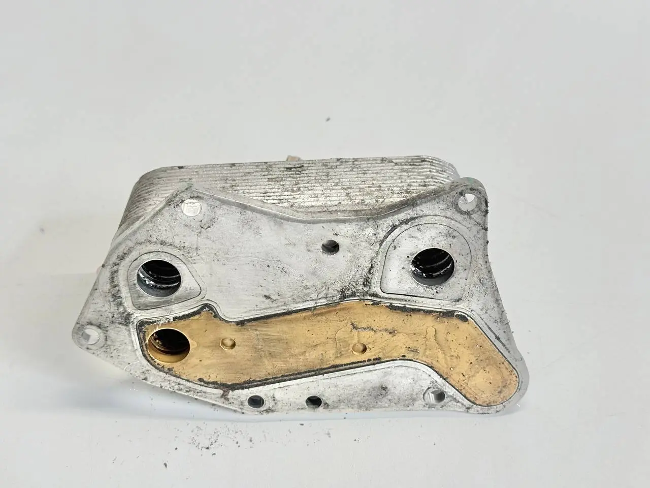 Oelkuehler Oelfiltergehäuse fuer Astra H Corsa D ASTRA-H 1.6 DOHC 2007 897385813