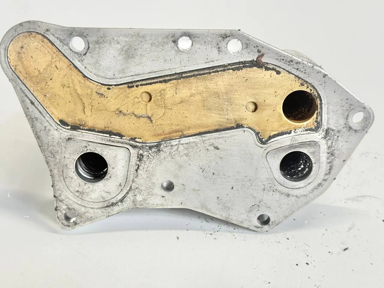 Oelkuehler Oelfiltergehäuse fuer Astra H Corsa D ASTRA-H 1.6 DOHC 2007 897385813