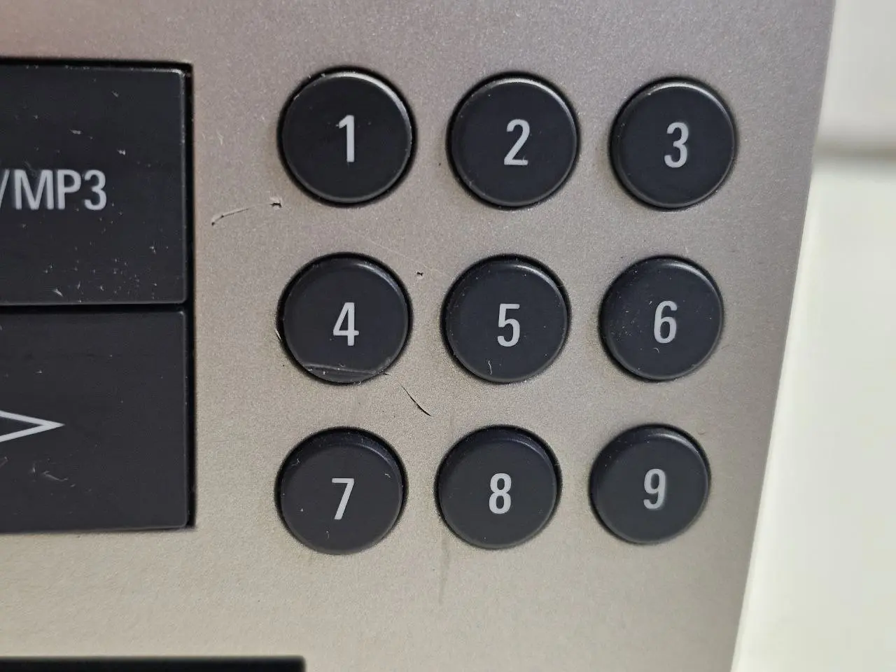 CD Radio MP3 Player fuer Corsa D Astra H Antara Opel Corsa D 1.2L 2008 497316088