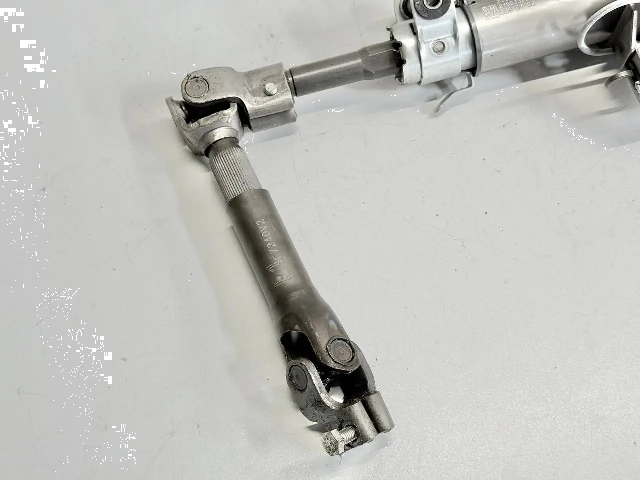 Lenksaeule Lenkstange Lenkungshilfe Astra H ASTRA-H 1.6 DOHC 2007 24494402