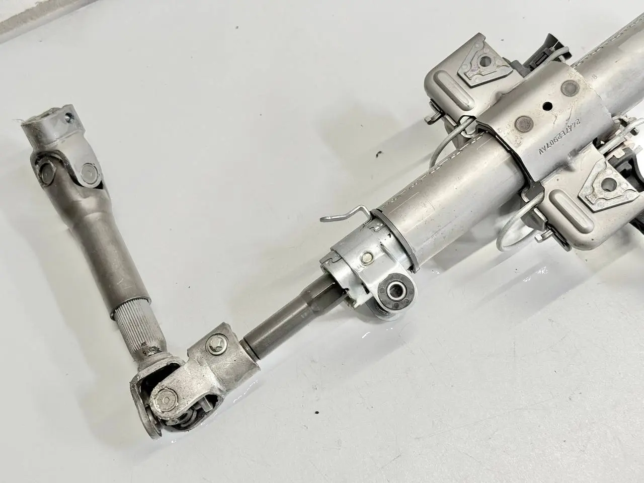 Lenksaeule Lenkstange Lenkungshilfe Astra H ASTRA-H 1.6 DOHC 2007 24494402