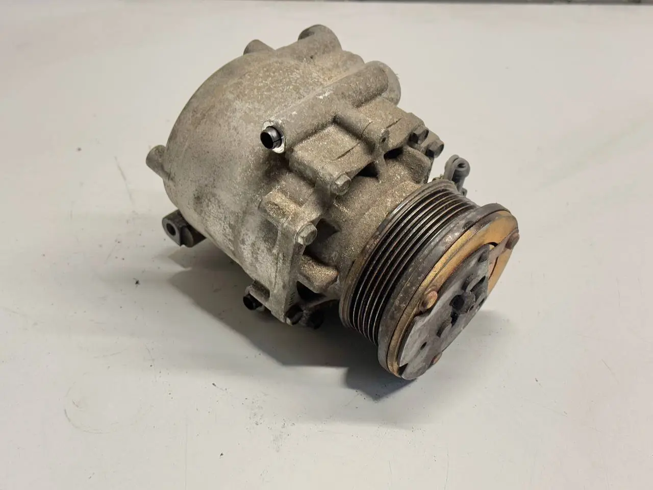Klimakompressor Kompressor Klimaanlage FORD Fiesta 1.4L 2008 8V5119D629EF