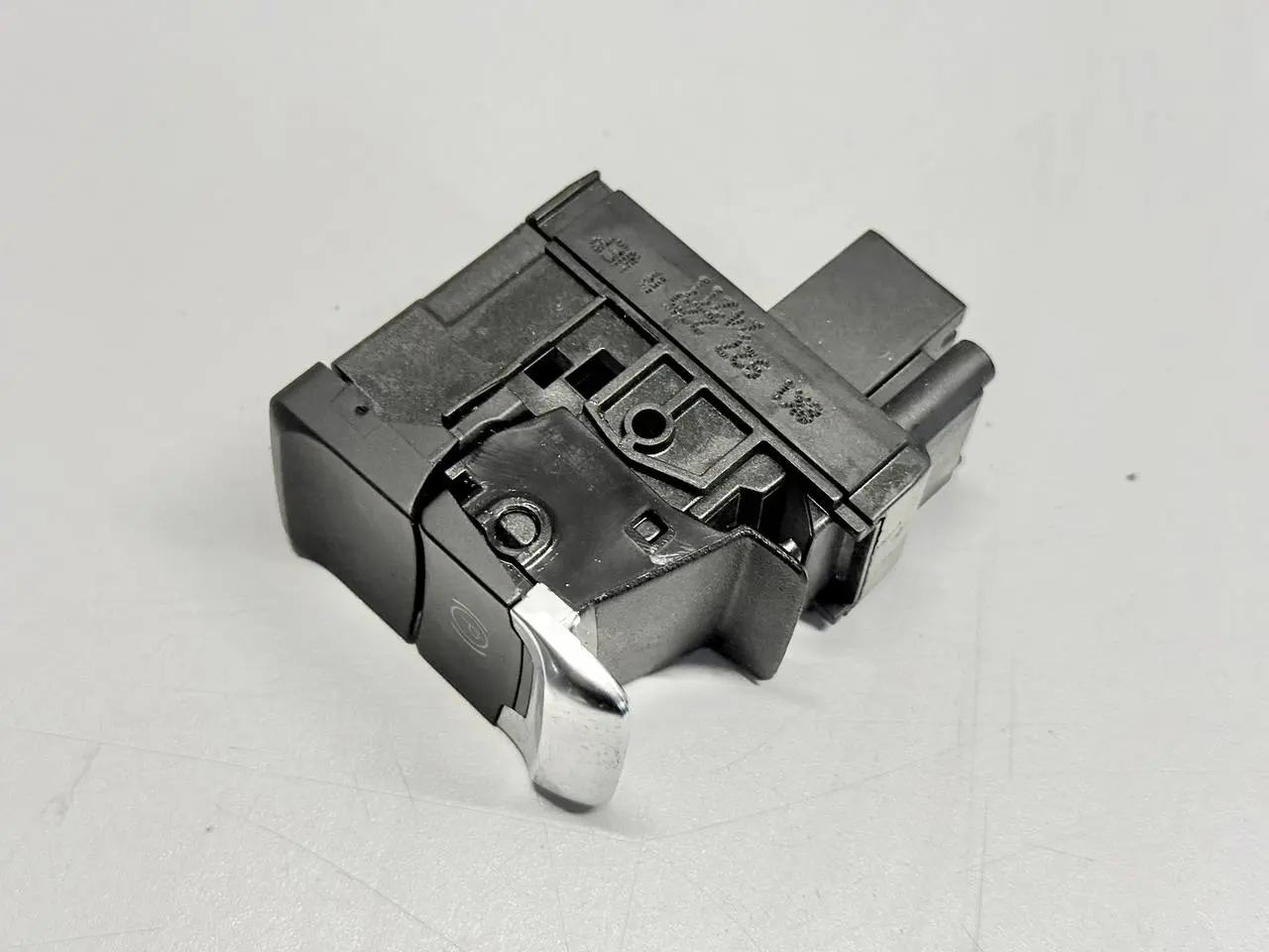 Schalter Elektr. Parkbremse Feststellbremse Audi A4 A5 8T 8K2 2012 8K1927225B