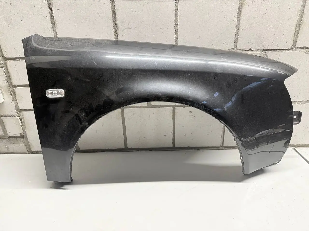 Kotflügel Rechts Audi A6 Avant 4B5 TDI 2.5L 2002 FC: LZ9W