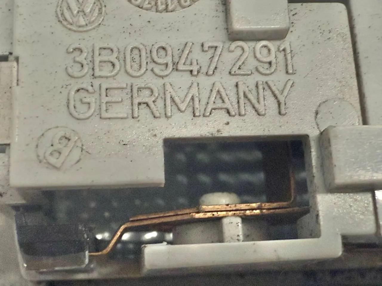 Innenleuchte Innenraumbeleuchtung Leselampe Golf Golf 4 1,4 1J1 1998 3B0947291