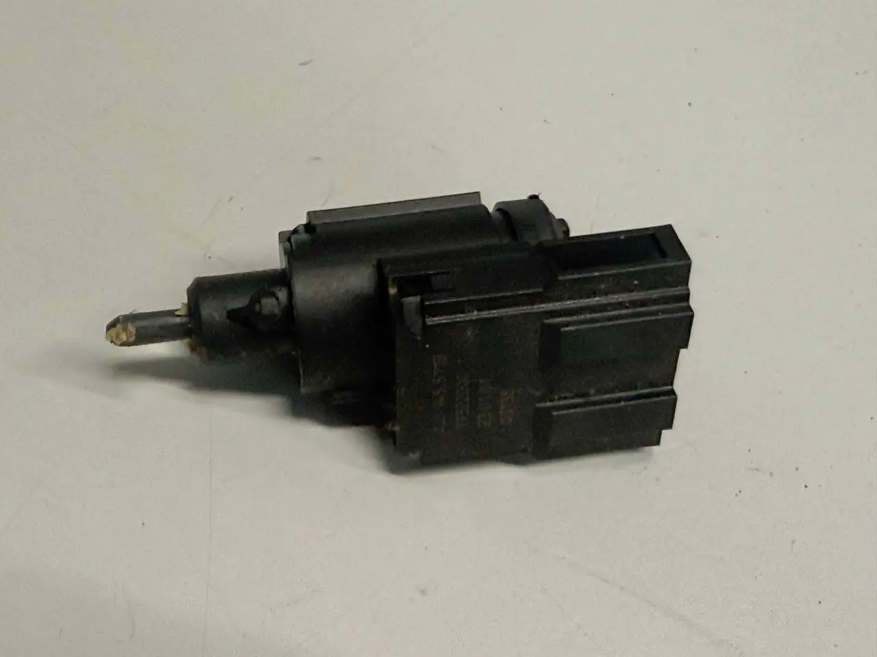 Bremslichtschalter Stellmotor Sensor für Golf 4 Golf 4 1,4 1J1 1998 1J0945511B