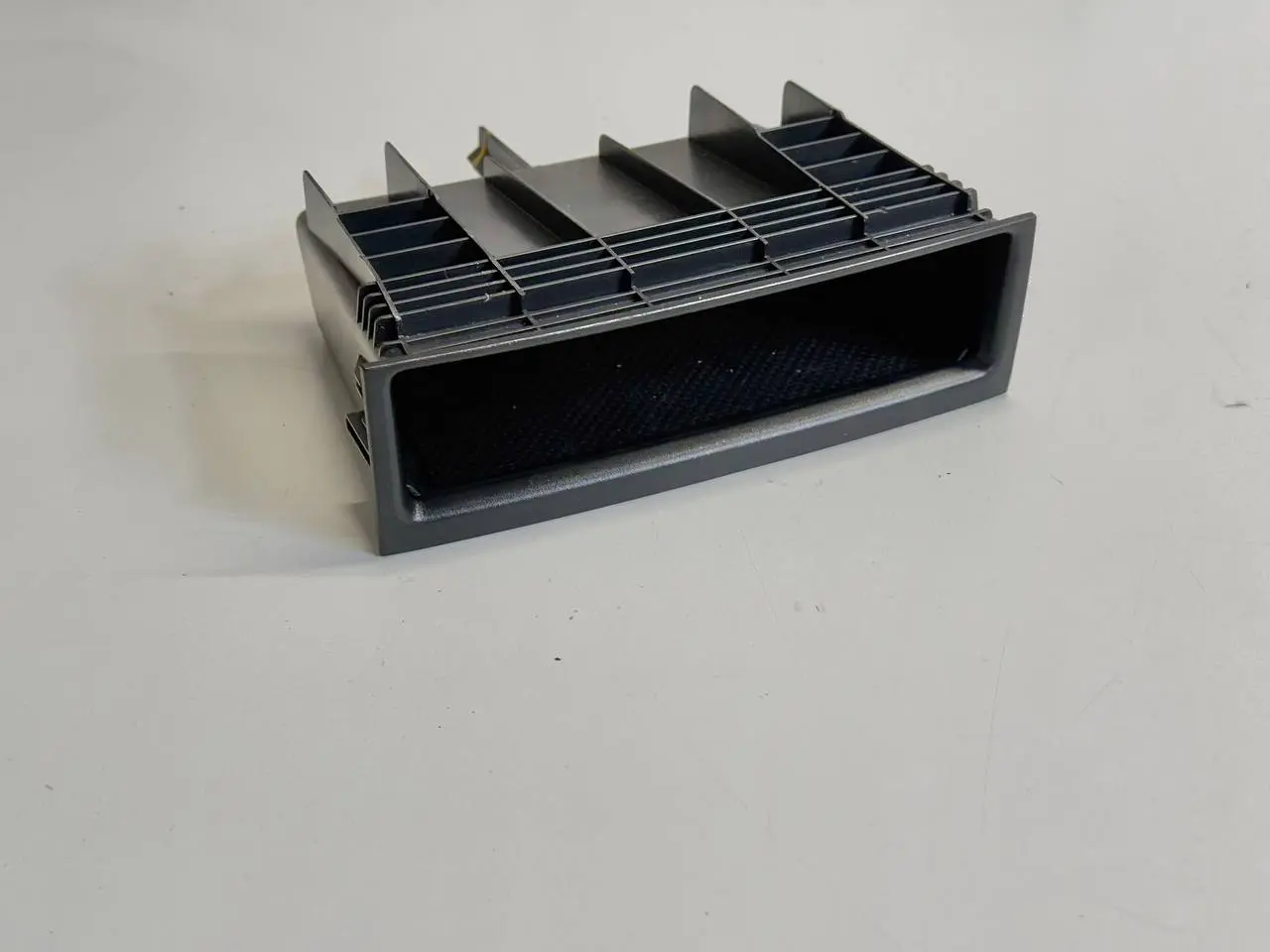 Ablage Fach Staufach Mittelkonsole SKODA Fabia 6Y 6Y0862639
