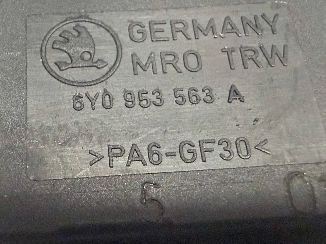Sitzheizungsschalter links SKODA Fabia 6Y 6Y0953563A