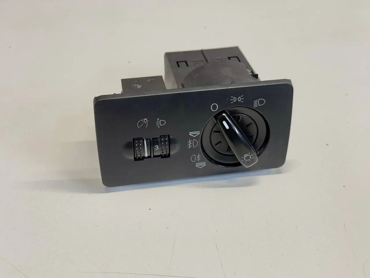 Lichtschalter Nebelschalter Mehrfachschalter Skoda Fabia 6Y 6Y1941531A