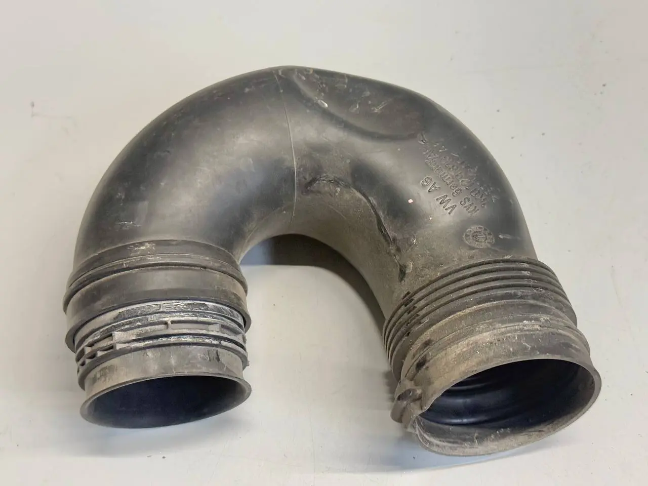 Ansaugrohr Luftführung Luftrohr für Golf5 1K1 1.4L VW Golf5 1K1 1.4L 1K0129618
