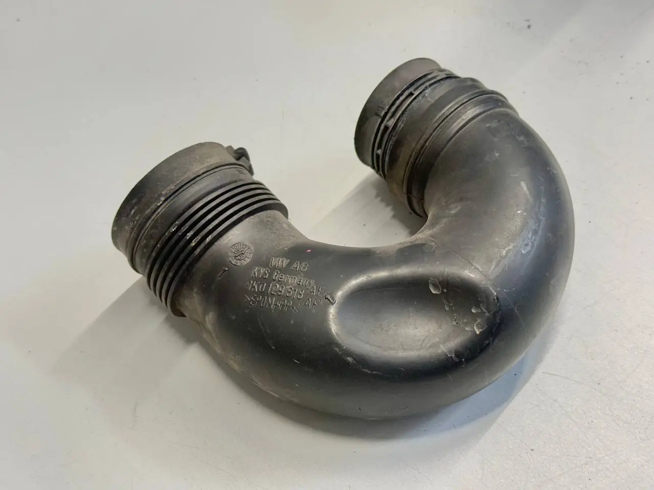 Ansaugrohr Luftführung Luftrohr für Golf5 1K1 1.4L VW Golf5 1K1 1.4L 1K0129618
