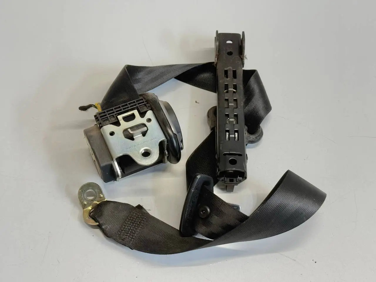 Sicherheitsgurt vorne rechts SKODA Octavia 1Z5 1,9 TDI 2004 Kombi 1Z0857702A