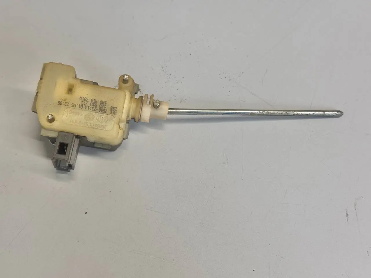 ZV Stellmotor Tankklappe SKODA Octavia 1Z5 1,9 TDI 2004 Kombi 1Z0910773
