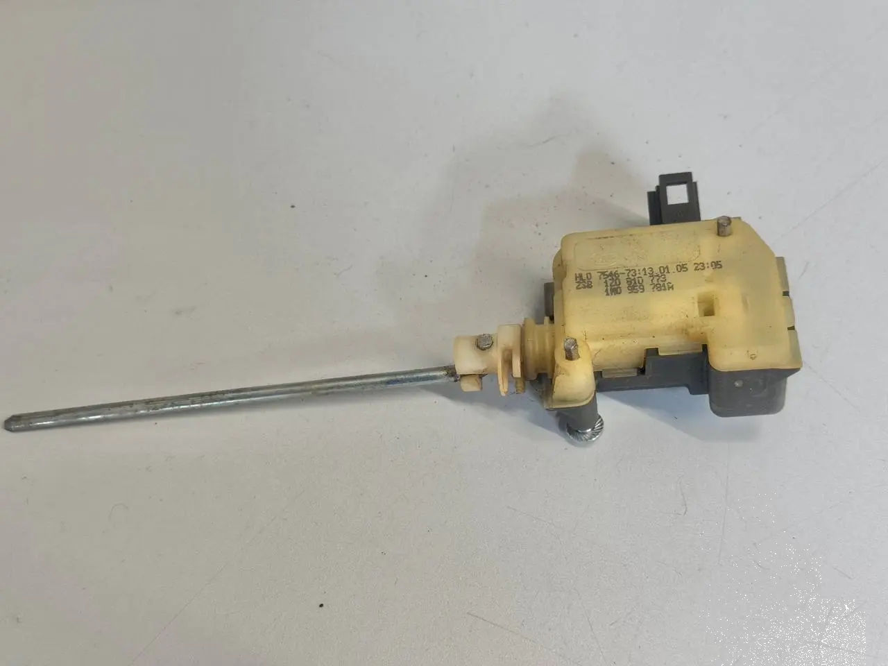 ZV Stellmotor Tankklappe SKODA Octavia 1Z5 1,9 TDI 2004 Kombi 1Z0910773