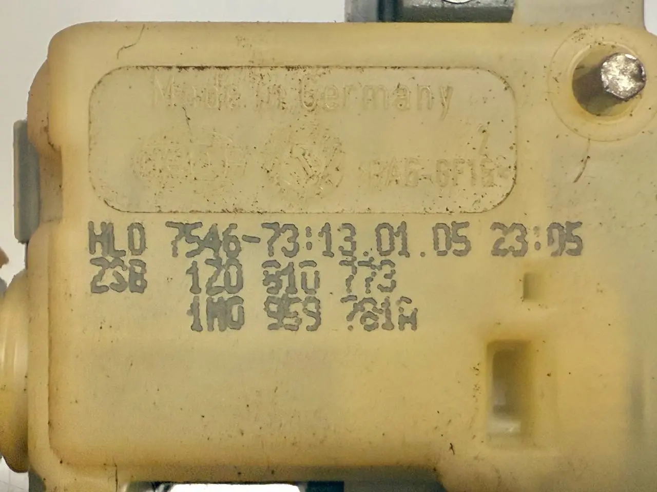 ZV Stellmotor Tankklappe SKODA Octavia 1Z5 1,9 TDI 2004 Kombi 1Z0910773