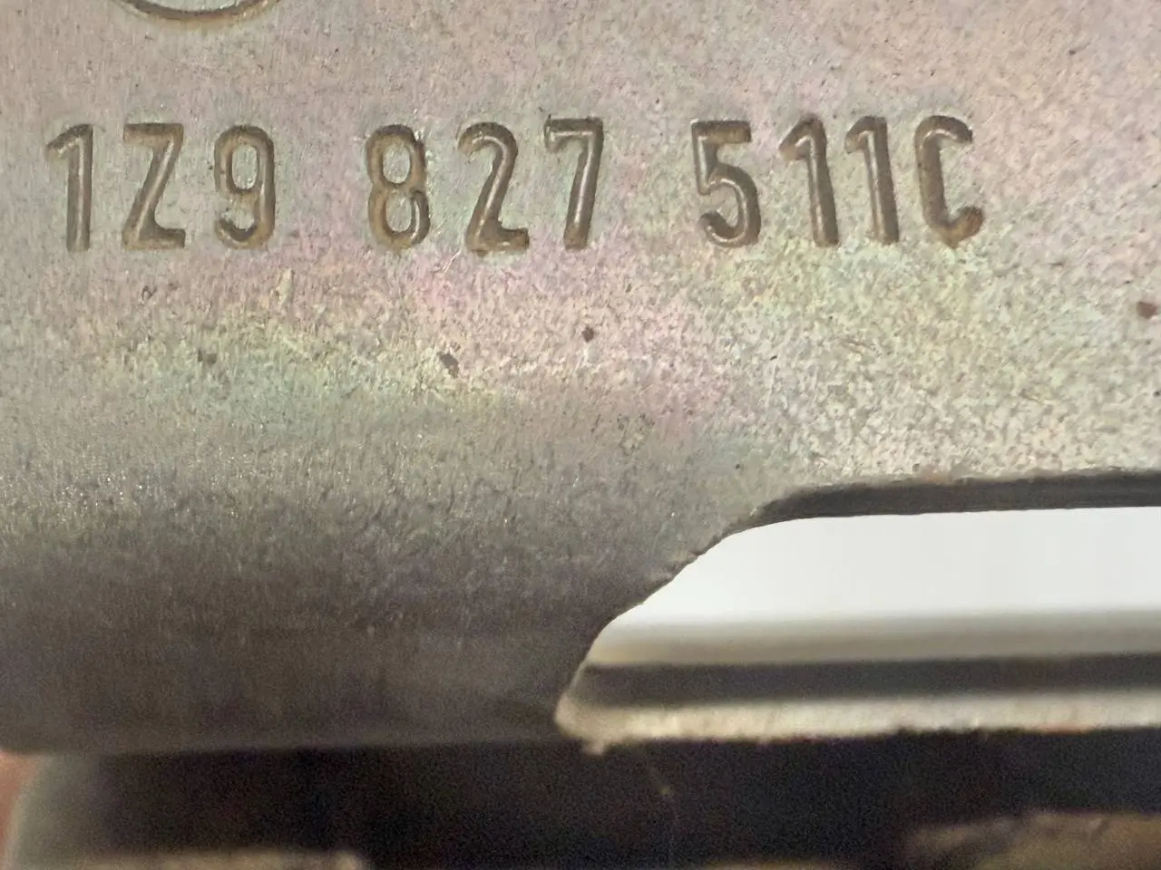 Heckklappenschloss Schloss Tuerverriegelung Stellmotor Octavia 1Z9827511C