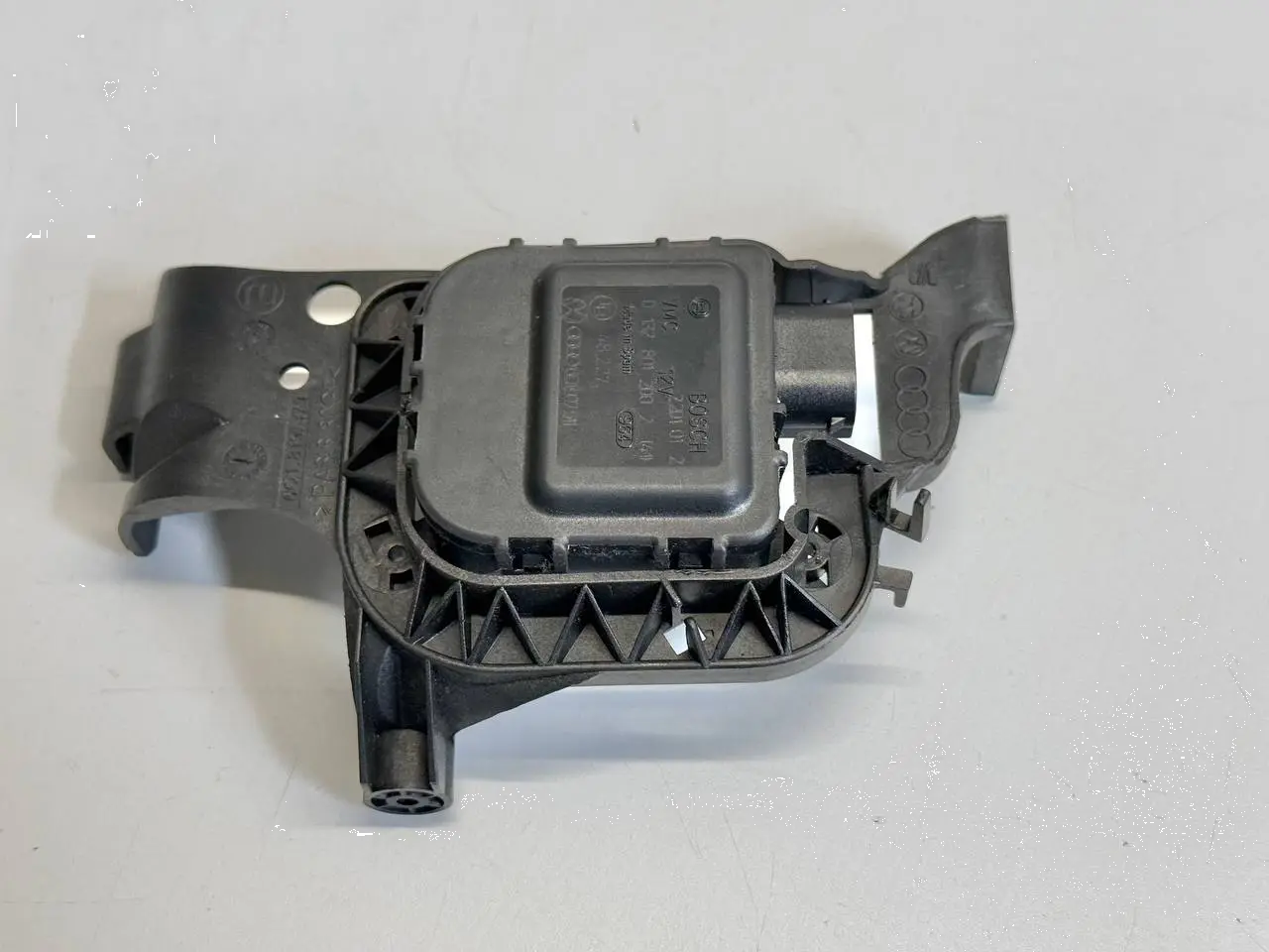 Stellmotor für Umluftklappe und SKODA Fabia 6Y5 1.4 2001 Kombi 01828012002