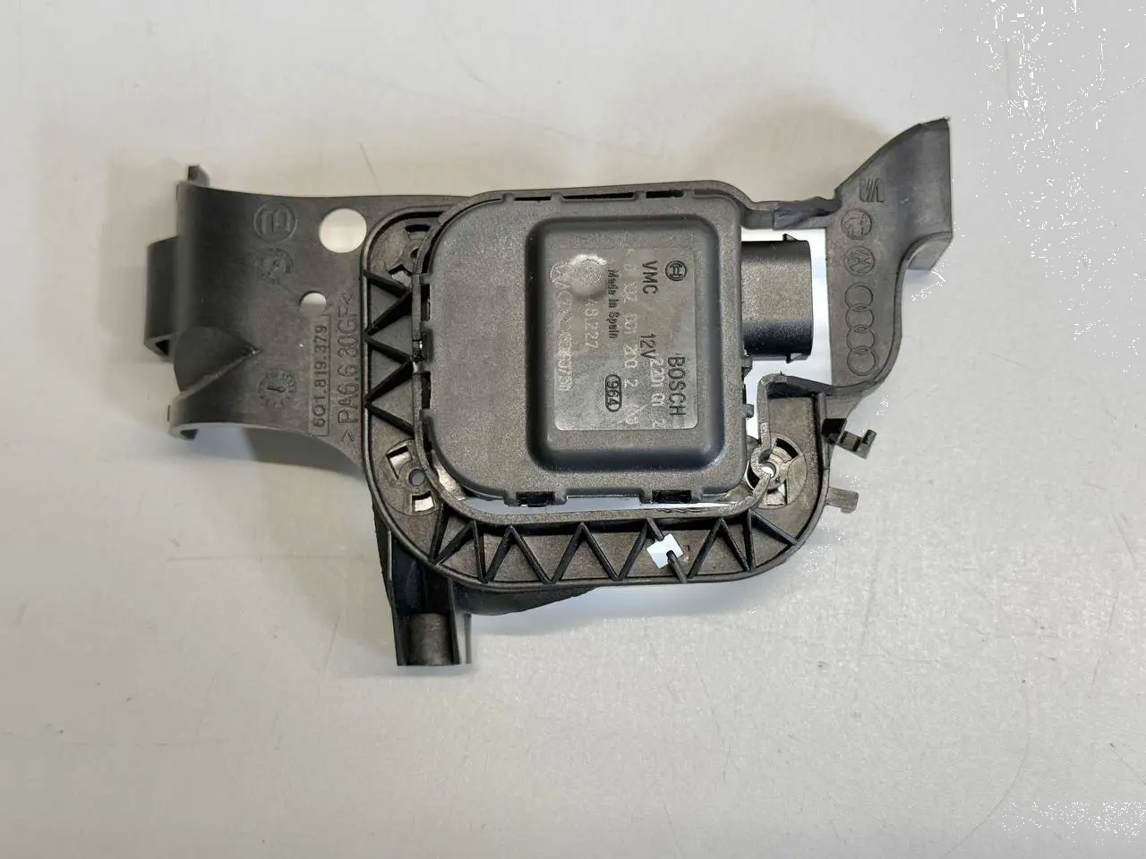 Stellmotor für Umluftklappe und SKODA Fabia 6Y5 1.4 2001 Kombi 01828012002