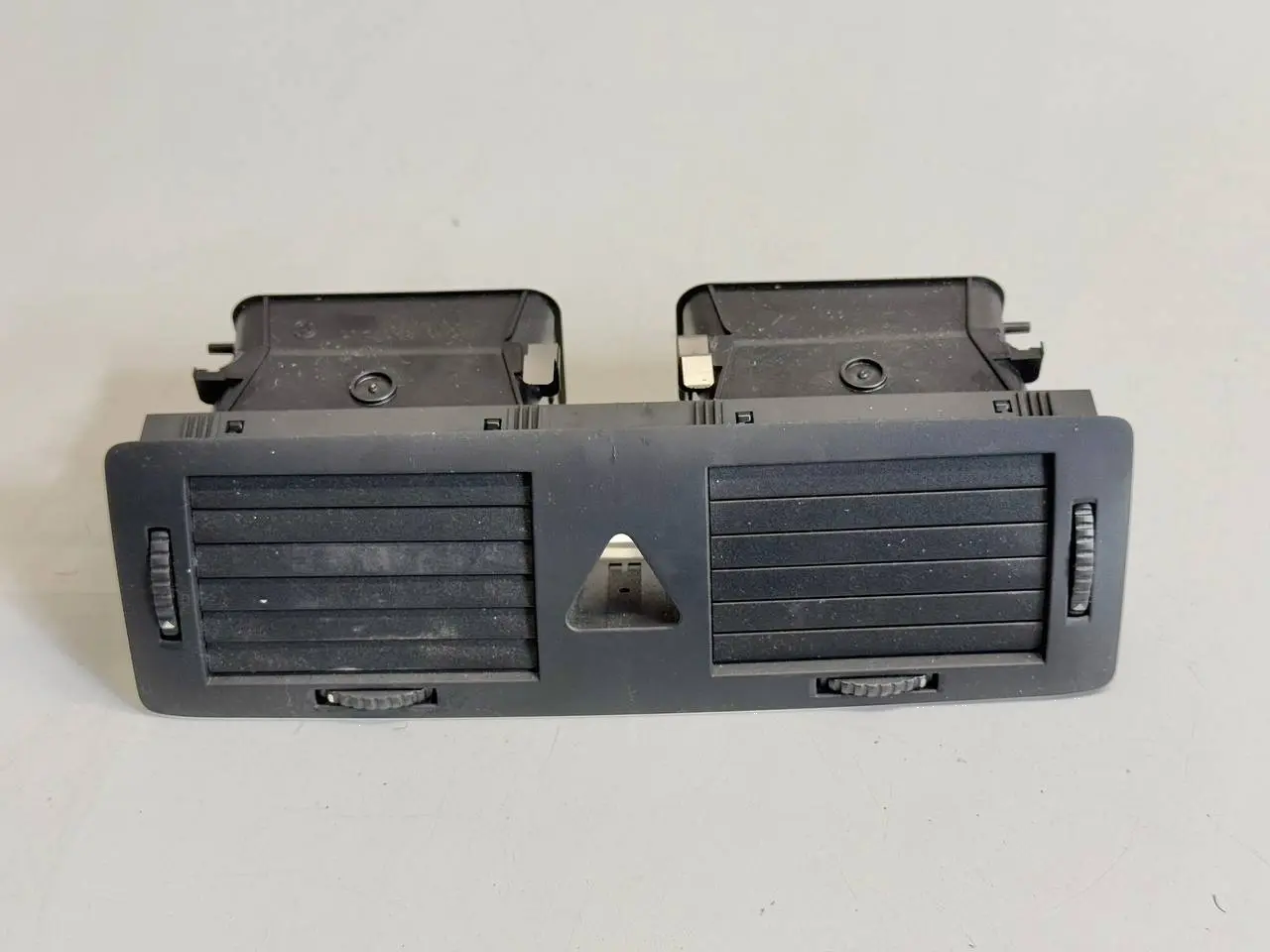 Luftdüse Lüftungsgitter Mitte für SKODA Fabia 6Y5 1.4 2001 Kombi 6Y0820951