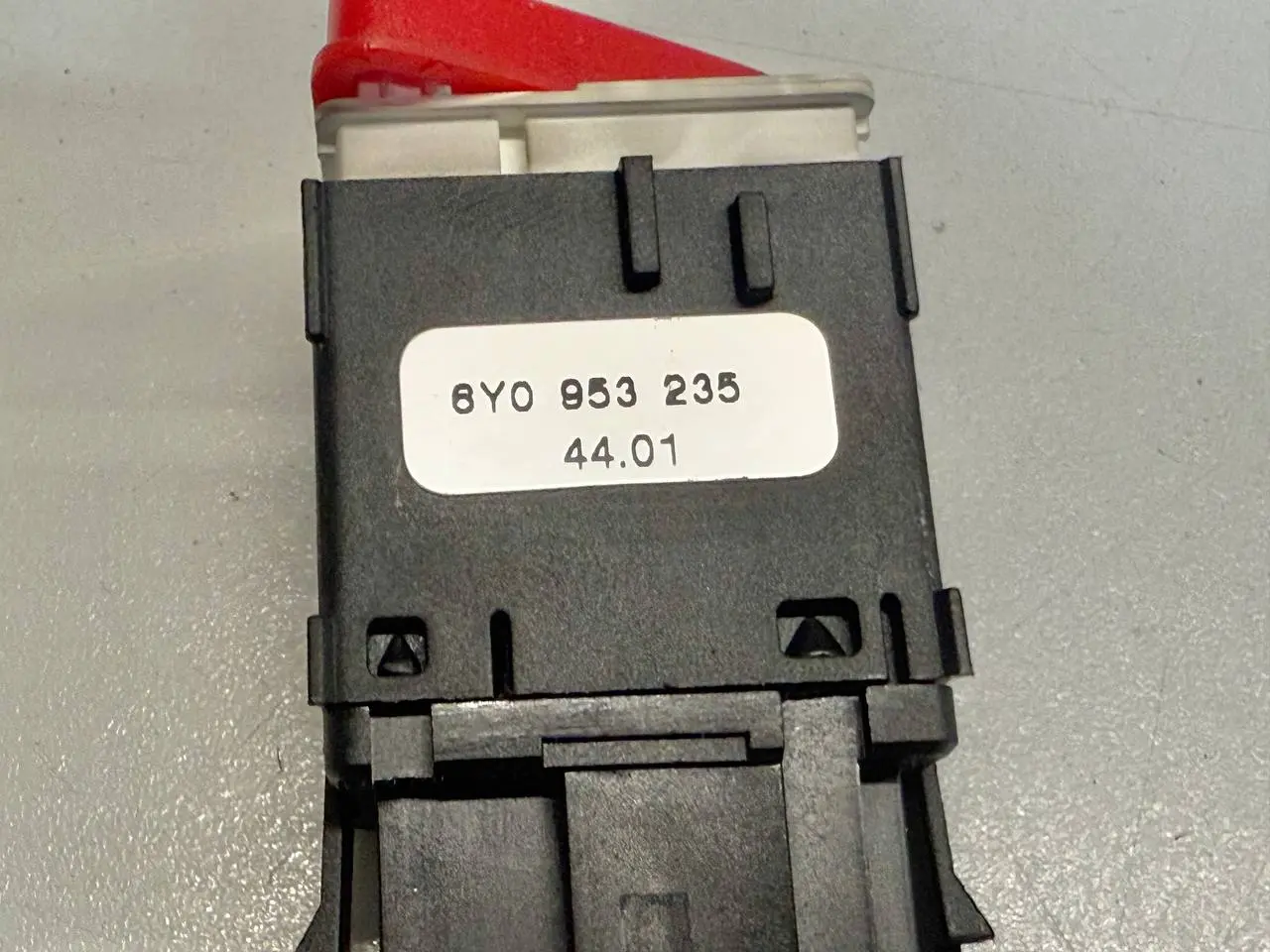 Steuergerät Motorsteuerung ECU für SKODA Fabia 6Y5 1.4 Kombi 8Y0953235
