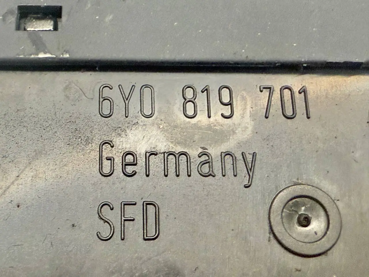 Luftdüse Lüftungsgitter Luftströmer SKODA Fabia 6Y5 1.4 2001 Kombi 6Y0819701