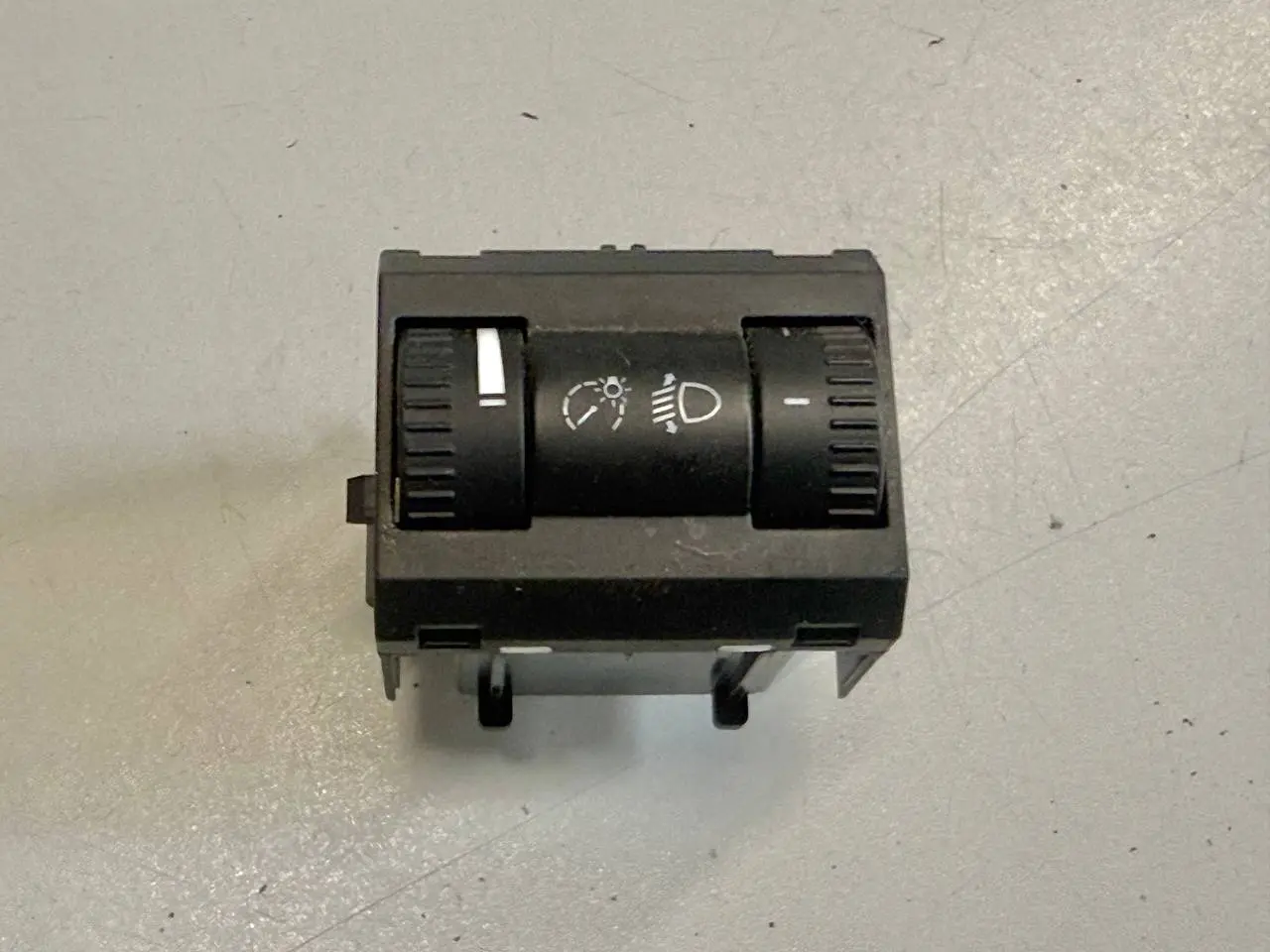 LWR Schalter Leuchtweitenregler für SKODA Octavia 1Z 1Z0941333
