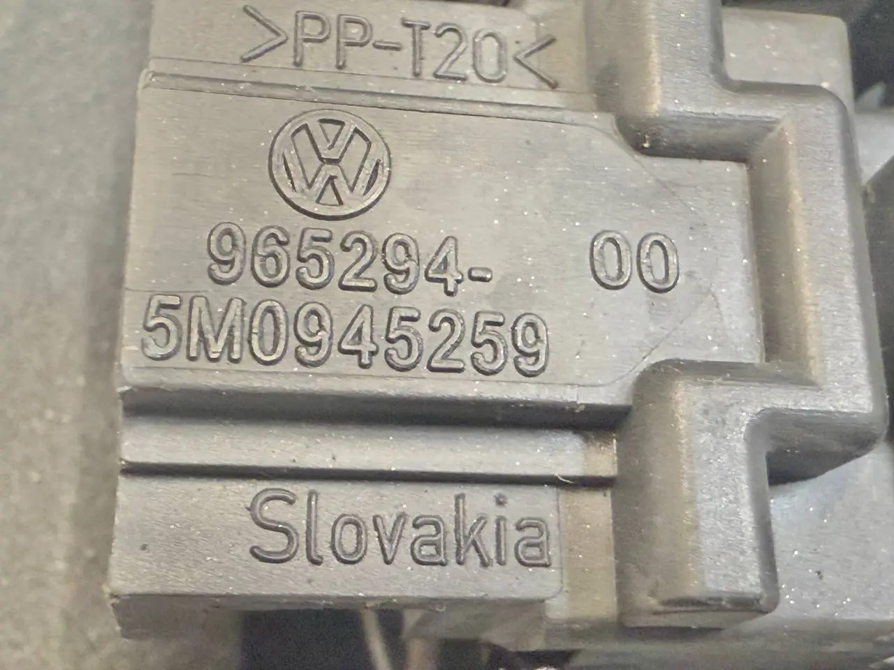 Heckleuchte innen links VW Golf Plus 5M 1,4 TSI 2009 5M0945093H