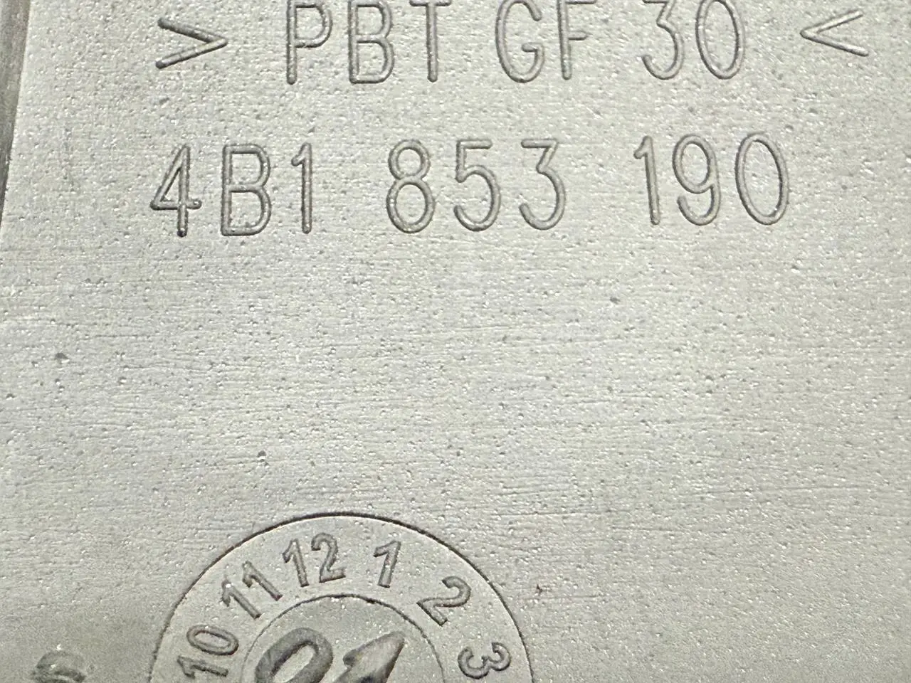 Blende Mittelkonsole Armaturenbrett Audi A6 4B C5 4B1853190