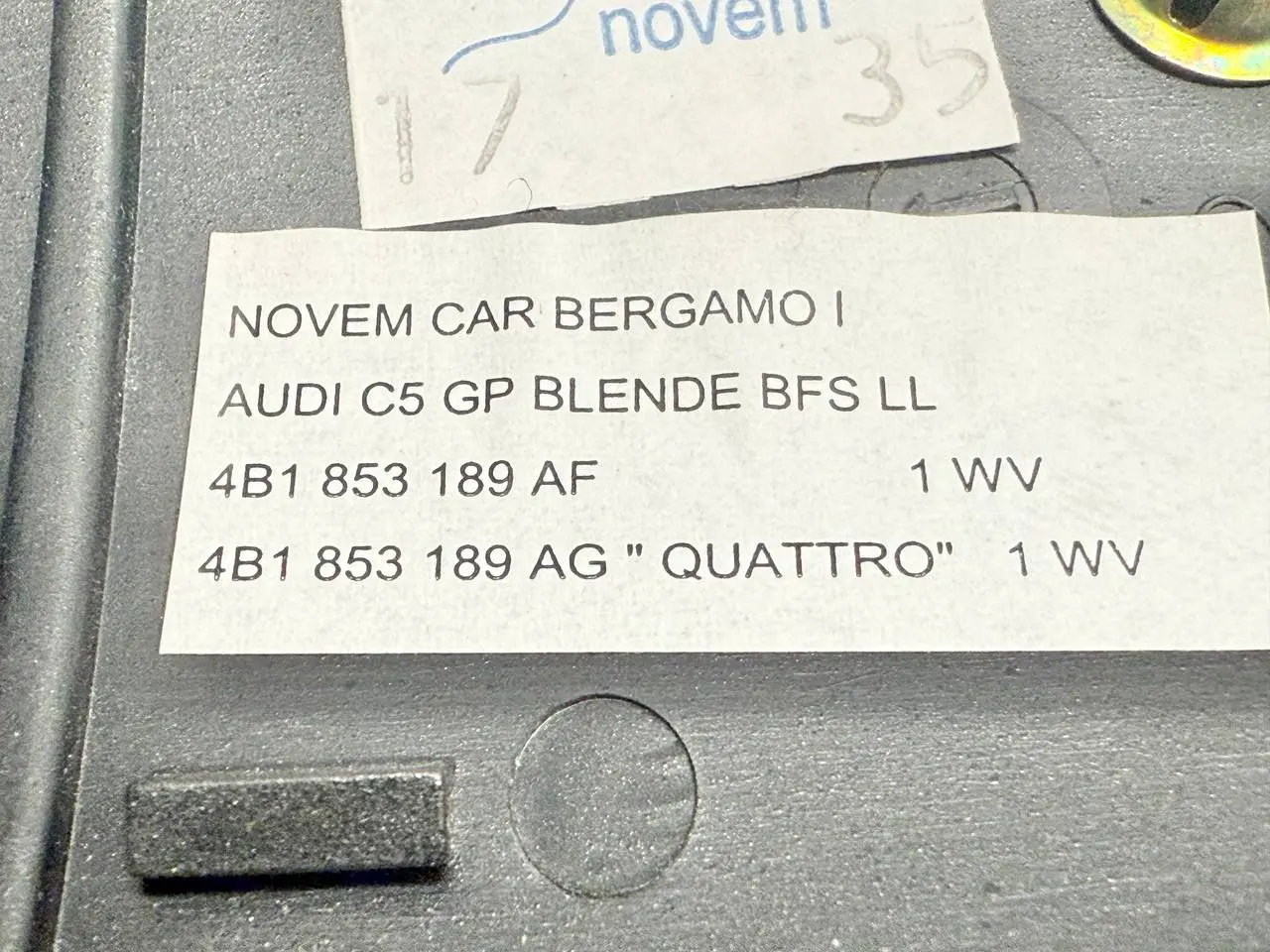 Blende Mittelkonsole Armaturenbrett Audi A6 4B C5 4B1853190