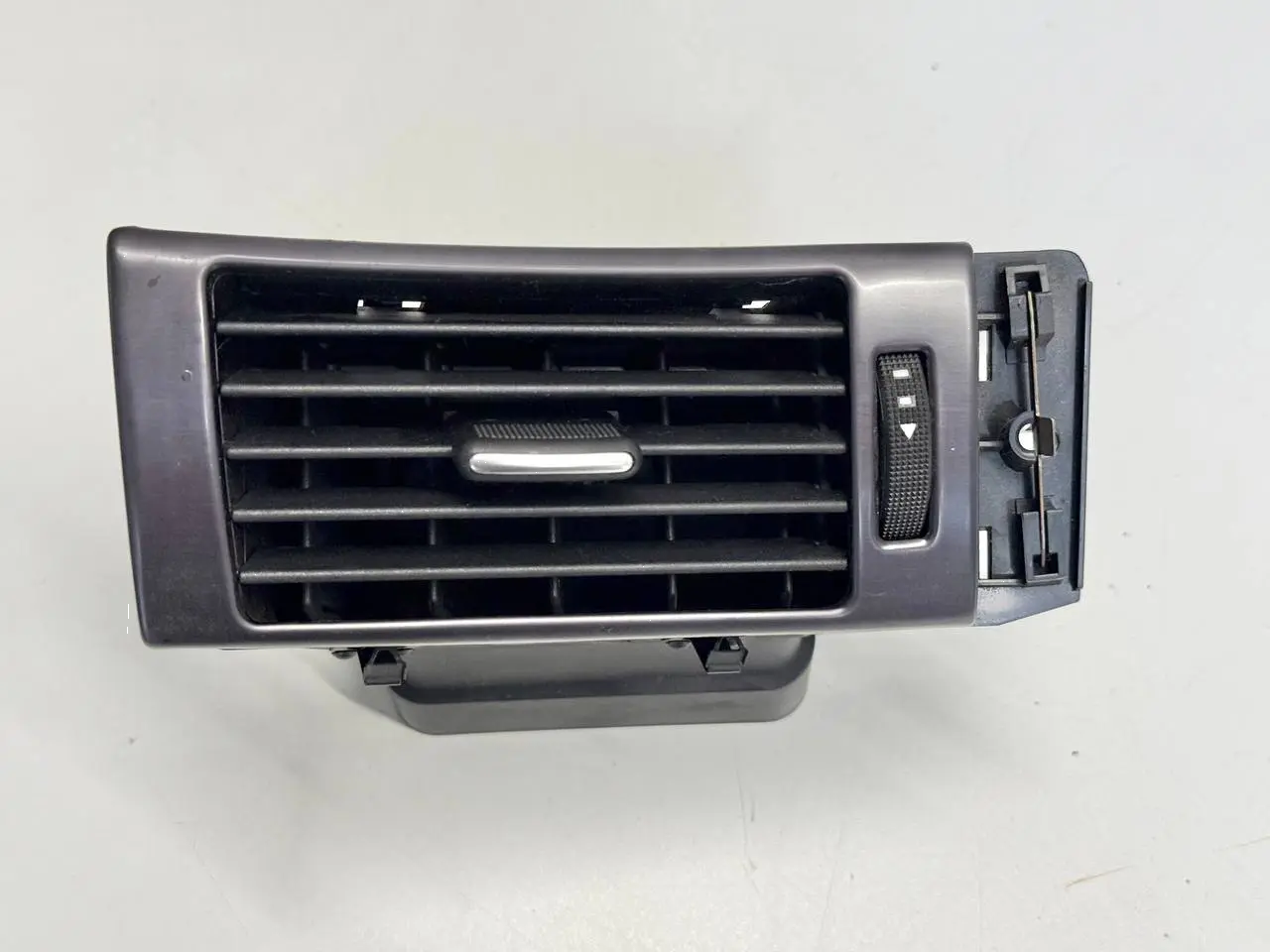 Lüftungsdüse Luftausströmer A6 Avant Audi A6 Avant 4B5 TDI 2.5L 2002 4B1820902
