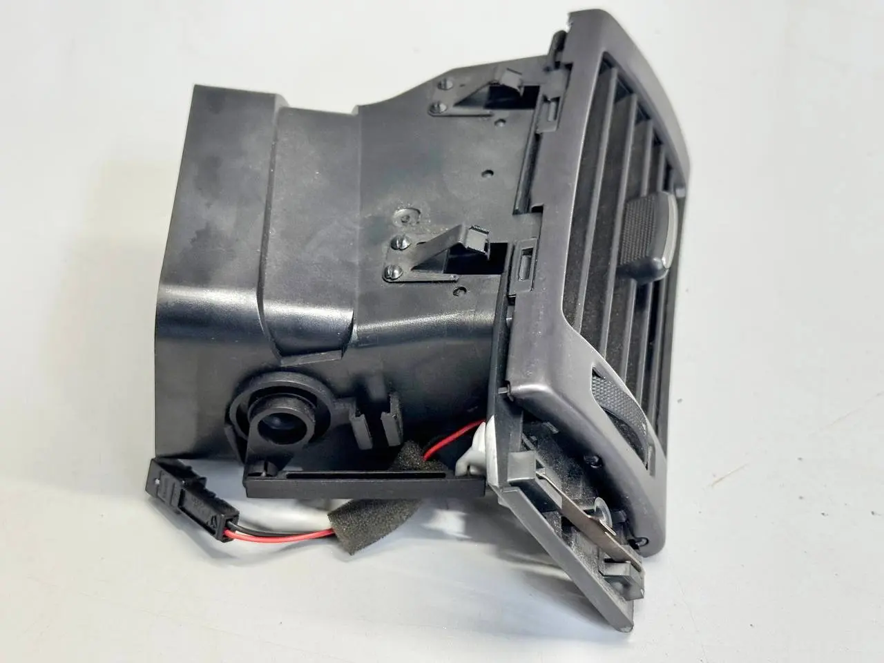 Lüftungsdüse Luftausströmer A6 Avant Audi A6 Avant 4B5 TDI 2.5L 2002 4B1820902