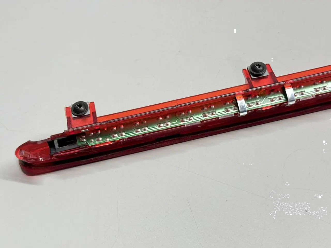 Dritte Bremsleuchte Bremslicht Zusatzlicht für VW Touran 1T1 2003 1T0945097A