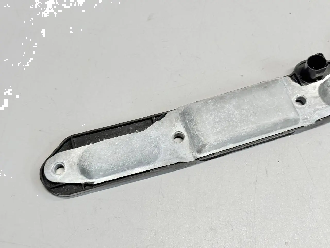 Heckklappenöffner Heckklappengriff Taster für VW Touran 1T1 2003 1T0827574L