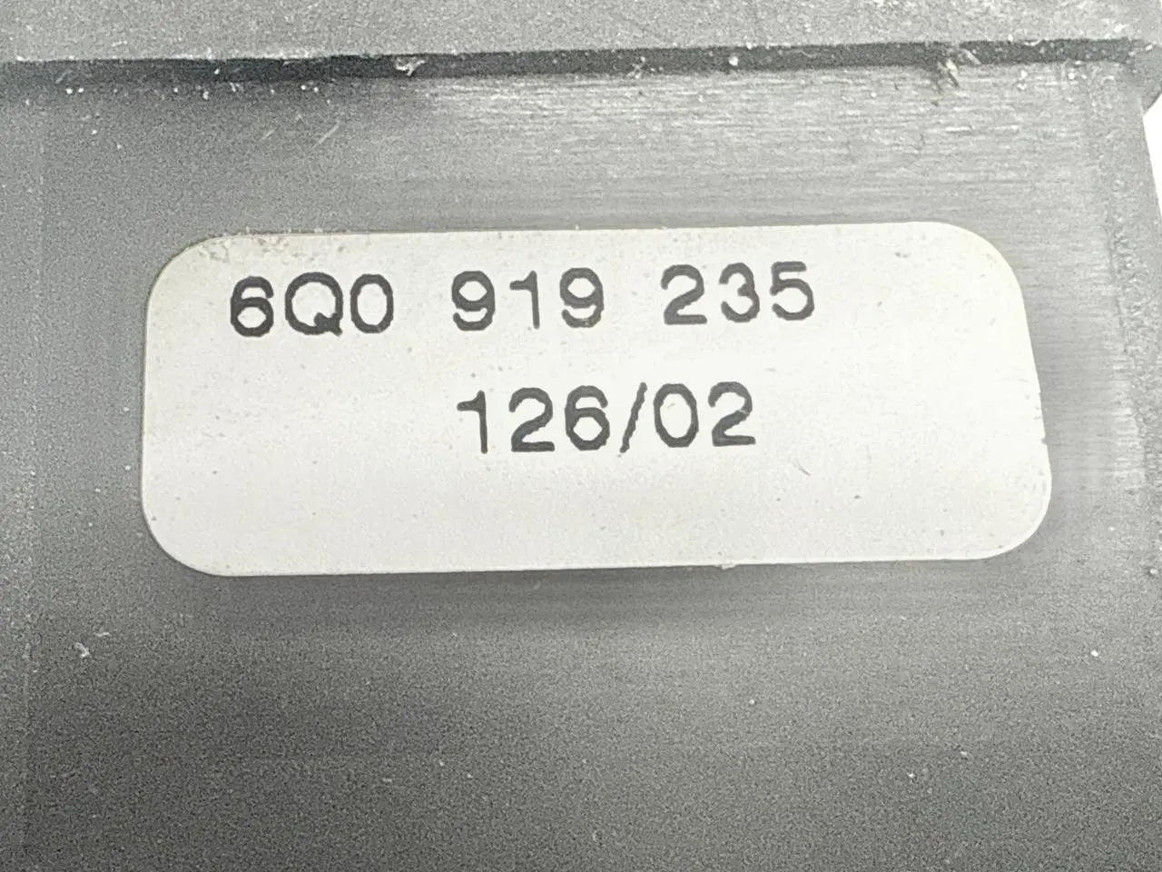 Airbagkontrollleuchte Schalter Anzeige Polo 9N VW Polo 9N1 1,2L 2002 6Q0919235