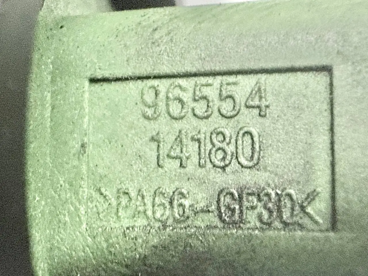 Thermostatgehäuse mit Thermostat und FORD Mondeo CA2 2.0L TDCi 2008 9656182980