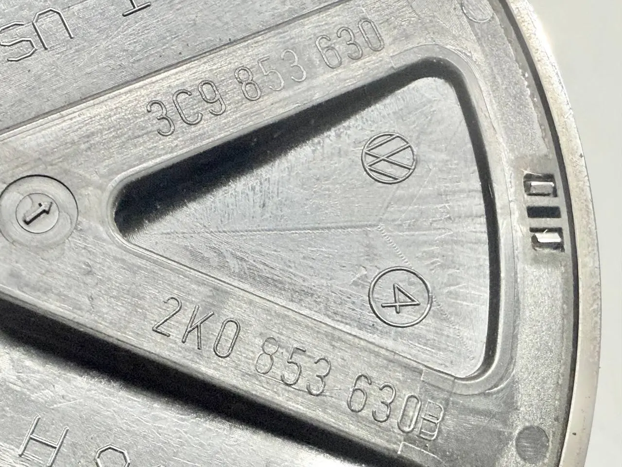 Motorabdeckung Kühlerabdeckung Heckleiste für VW Passat 3C 2.0l FSI 3C9853630