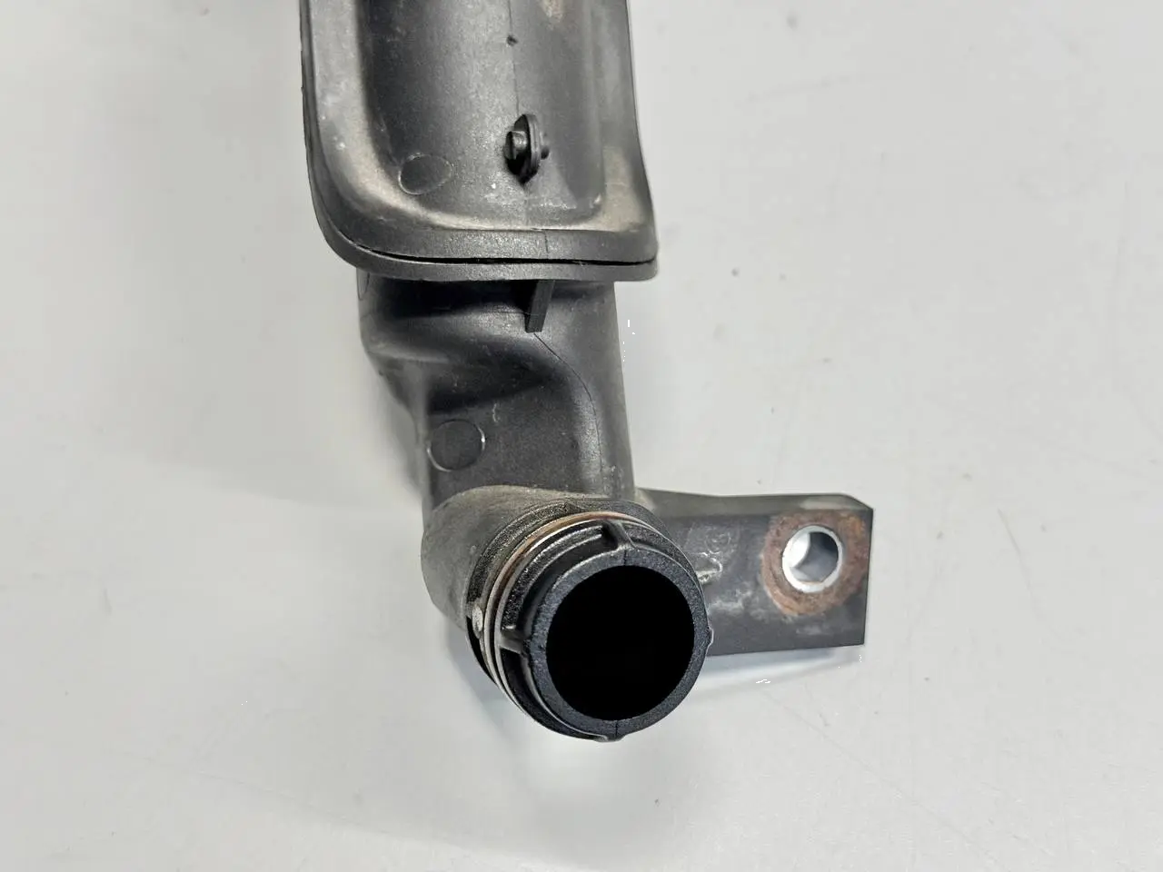 Öleinfüllstutzen Einfüllrohr Mondeo FORD Mondeo CA2 2.0L TDCi 2008 9654733980