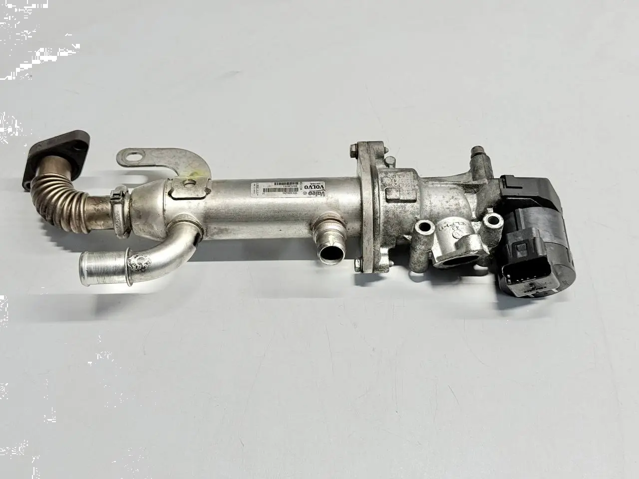 Abgaskühler AGR Ventil für Mondeo CA2 FORD Mondeo CA2 2.0L TDCi 2008 993062H