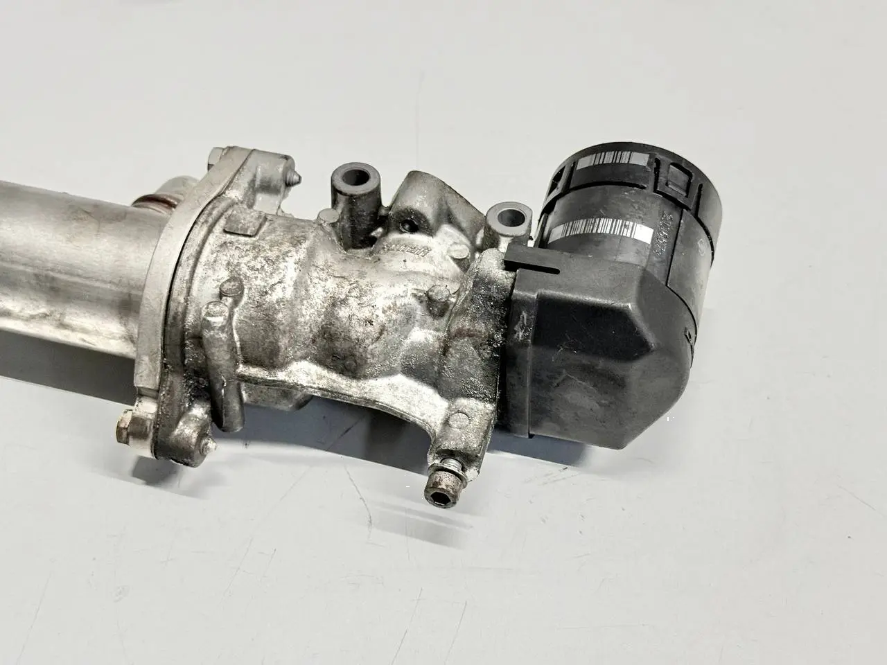 Abgaskühler AGR Ventil für Mondeo CA2 FORD Mondeo CA2 2.0L TDCi 2008 993062H