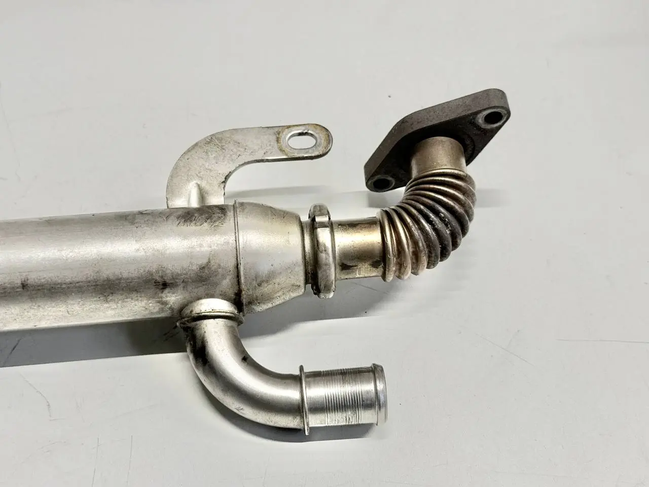 Abgaskühler AGR Ventil für Mondeo CA2 FORD Mondeo CA2 2.0L TDCi 2008 993062H
